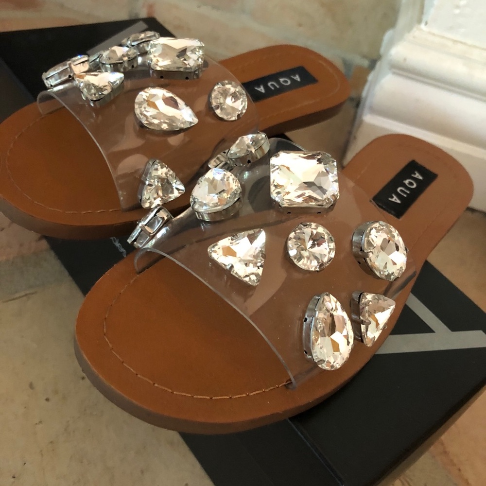 Chic slides- worn 1 time